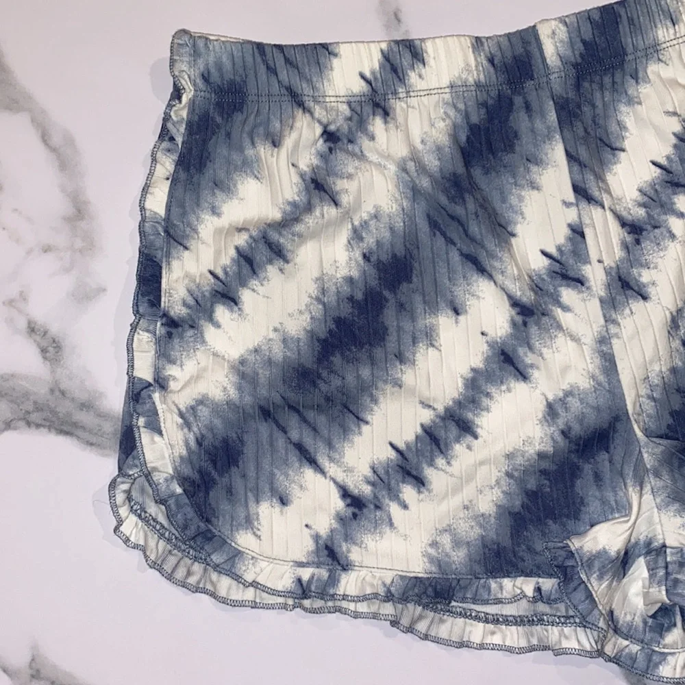 NWOT BEARPAW PIJAMA SET TIE DIE STRIPES - Picture 6 of 7